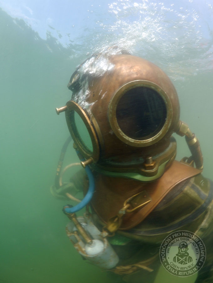 Jedno podvodní foto potápěče od Pavla Grosse. © 2015 Pavel Gross, HDS CZ
