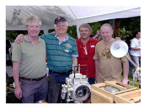 „Tvůrci boxu“ zleva doprava: John Wild (Anglie), Franz Rothbrust (Německo), Dr. Andrés Clarós (Španělsko) a Jaroslav Knotek (Česká republika) © 2014 HDS